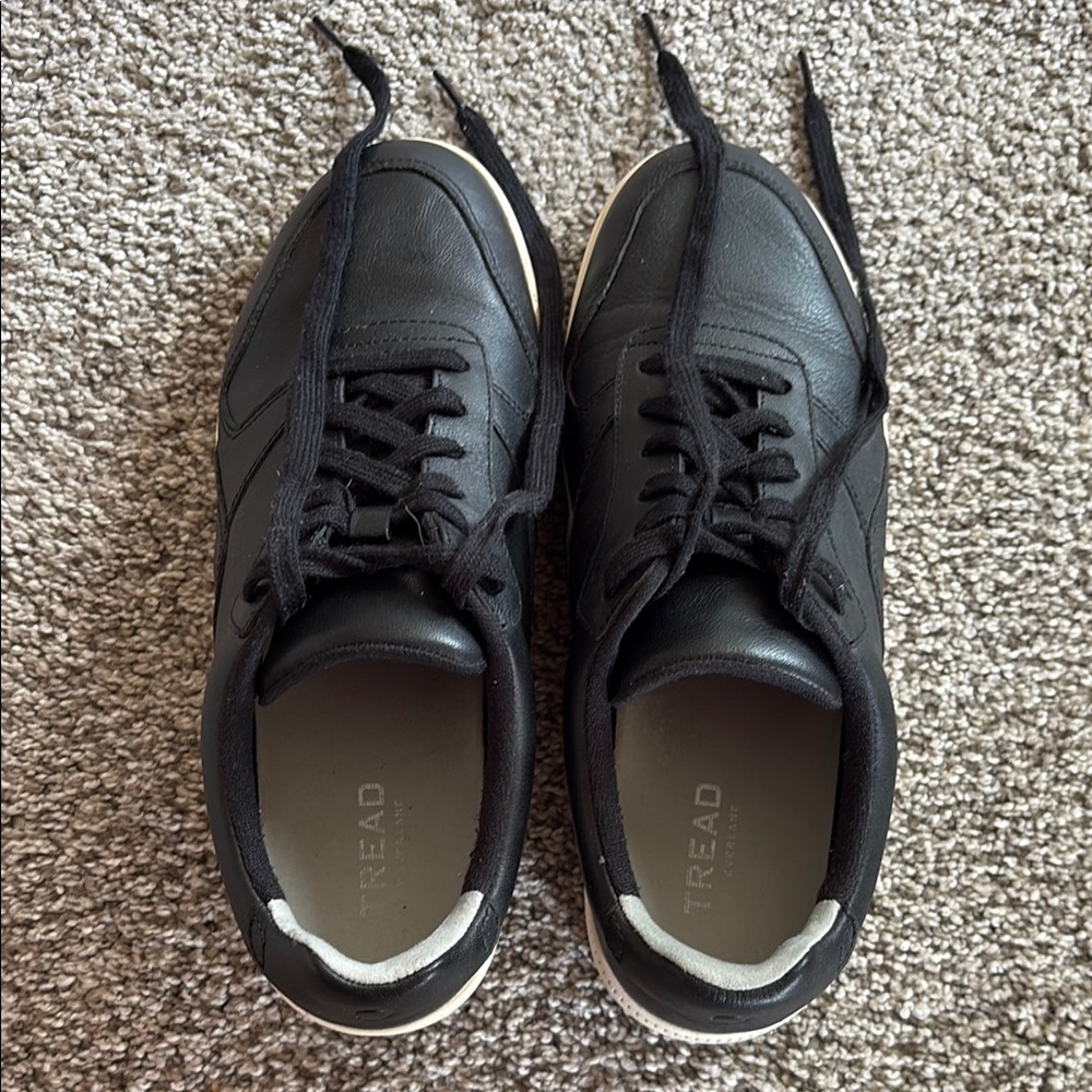 Everlane Women’s Leather Black Sneakers